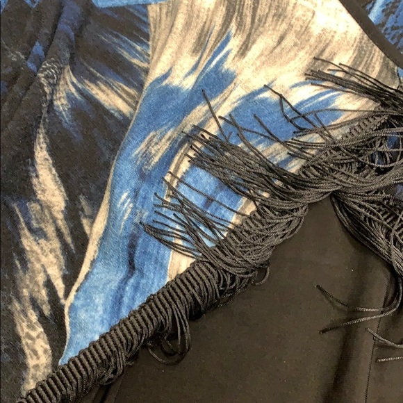 Sweater - Picture 2 of 5